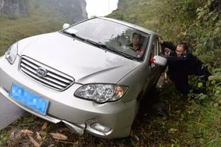 道路救援24小时救援拖车南厦高速-河北高速拖车怎么收费标准-附近修货车